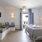 Cezaria Naxos 3* Pláka