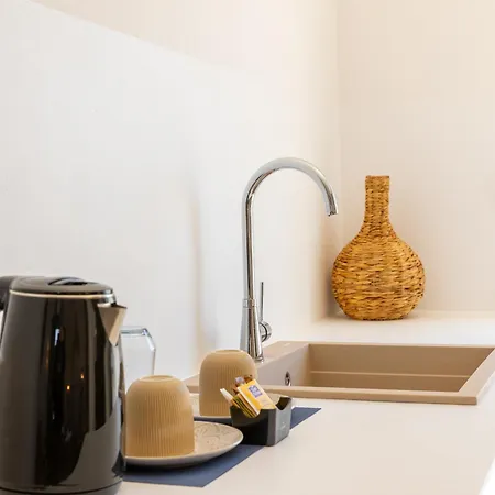 Cezaria Naxos Hotel apartamentowy 3*
