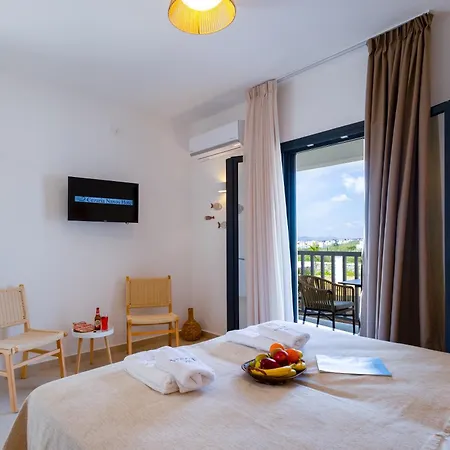 Cezaria Naxos 3*