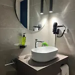 Ξενοδοχείο με διαμερίσματα Cezaria Naxos 3*
