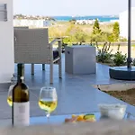 Cezaria Naxos 3* Πλάκα