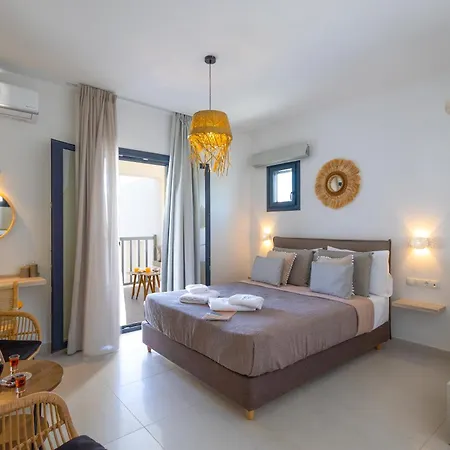 Cezaria Naxos 3*