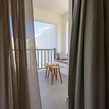 Cezaria Naxos Apartahotel