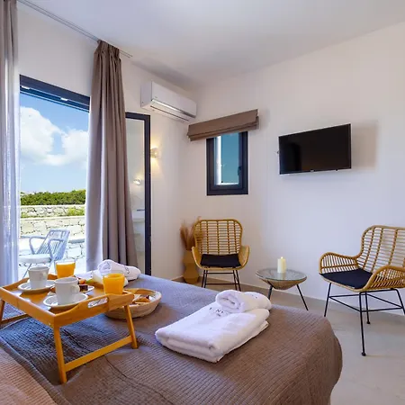 Cezaria Naxos Lägenhetshotell Pláka